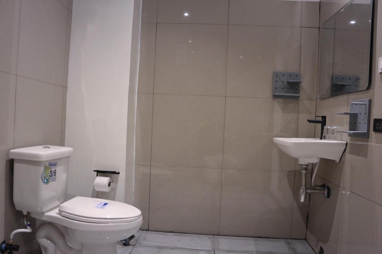 Aparthotel Nato House Ekkamai à Bangkok Extérieur photo
